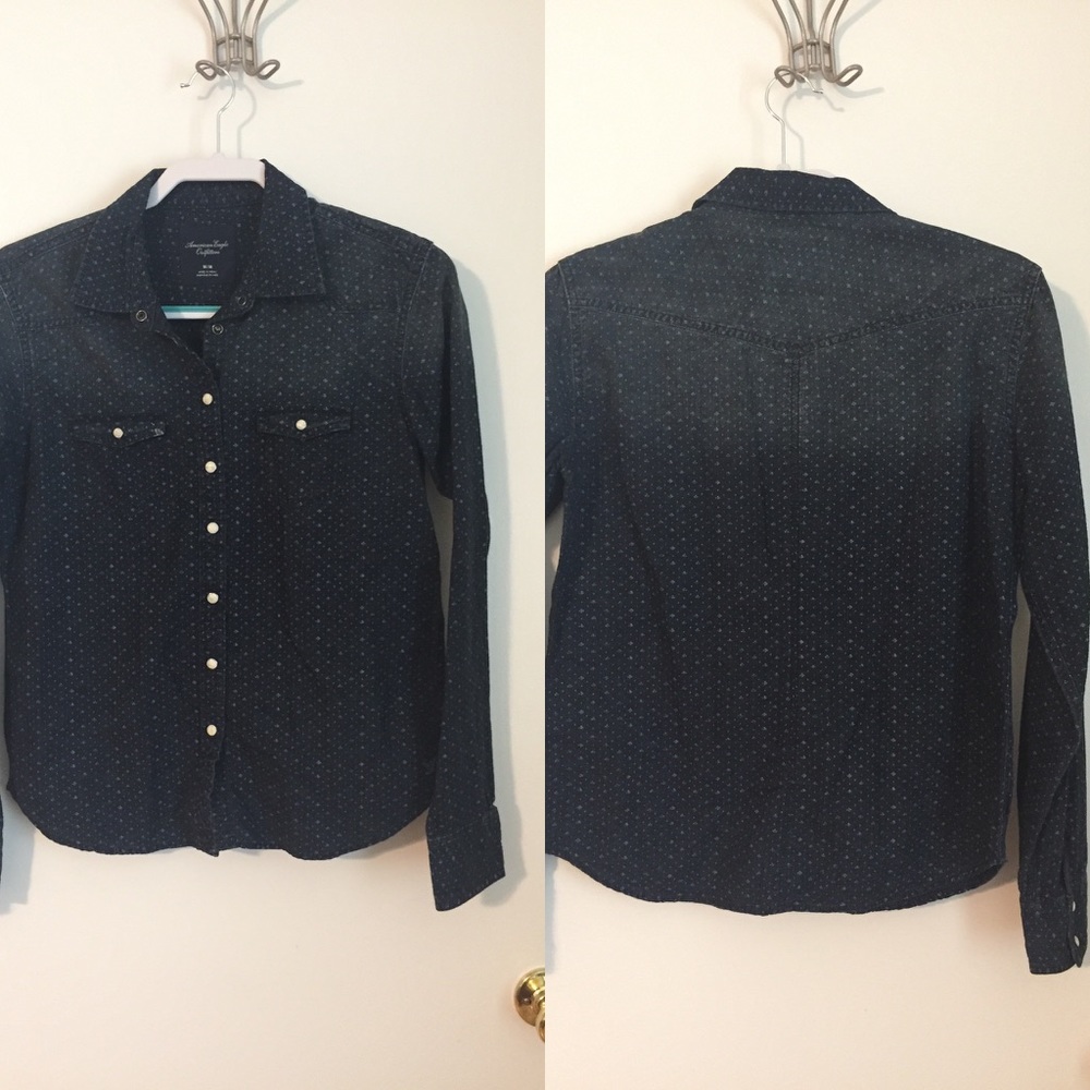 American Eagle top